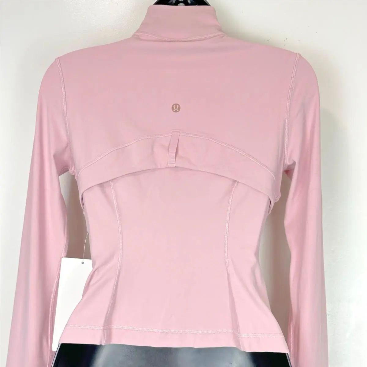 Lululemon clothing - Define Jacket Cropped Nulu - Define Jacket Cropped Nulu - Pink 1