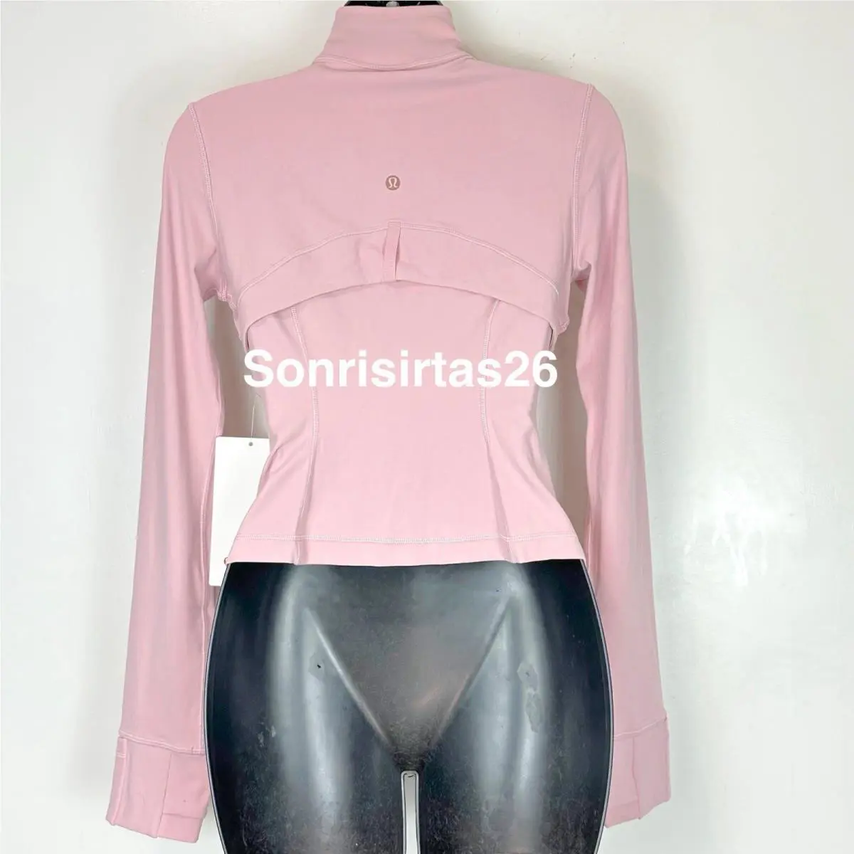 Lululemon clothing - Define Jacket Cropped Nulu - Define Jacket Cropped Nulu - Pink 2