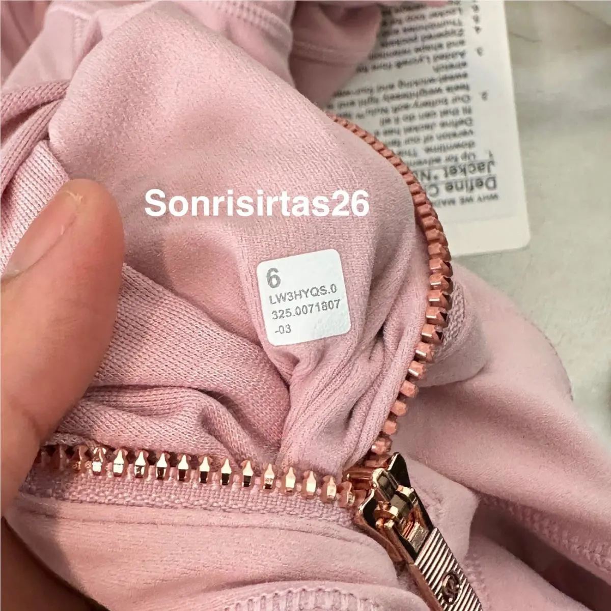 Lululemon clothing - Define Jacket Cropped Nulu - Define Jacket Cropped Nulu - Pink 8