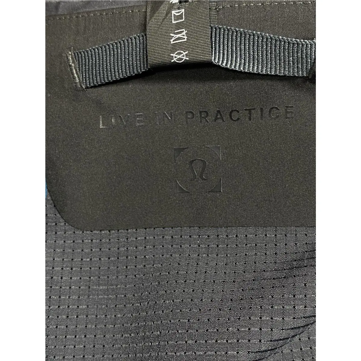 Lululemon clothing - Lululemon Outpour Shell - Outpour Shell - Blue 2