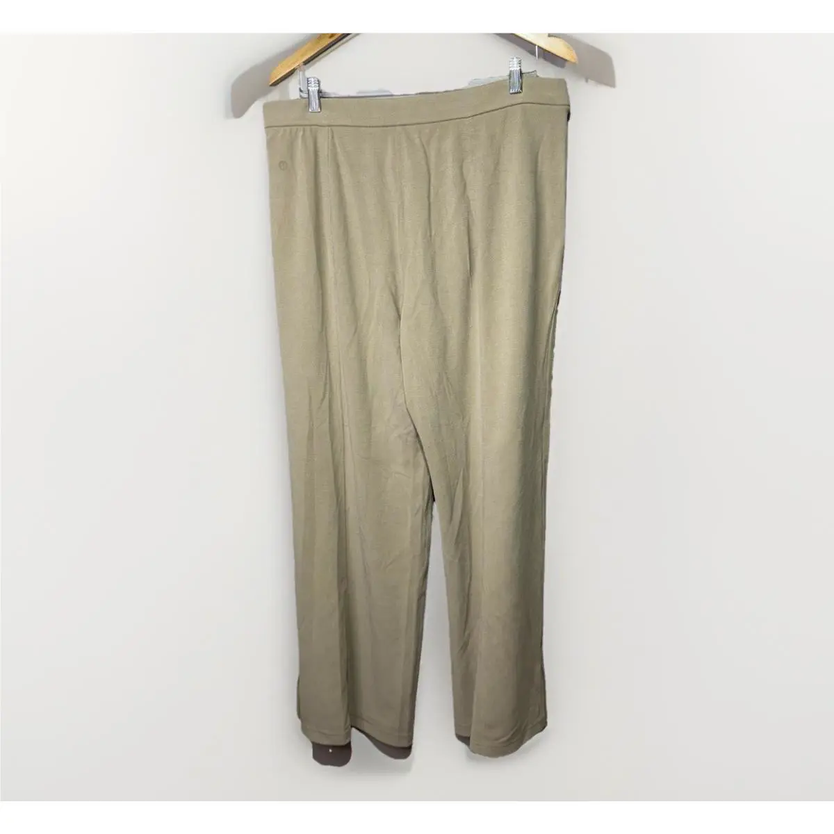 Lululemon clothing - Beige 0