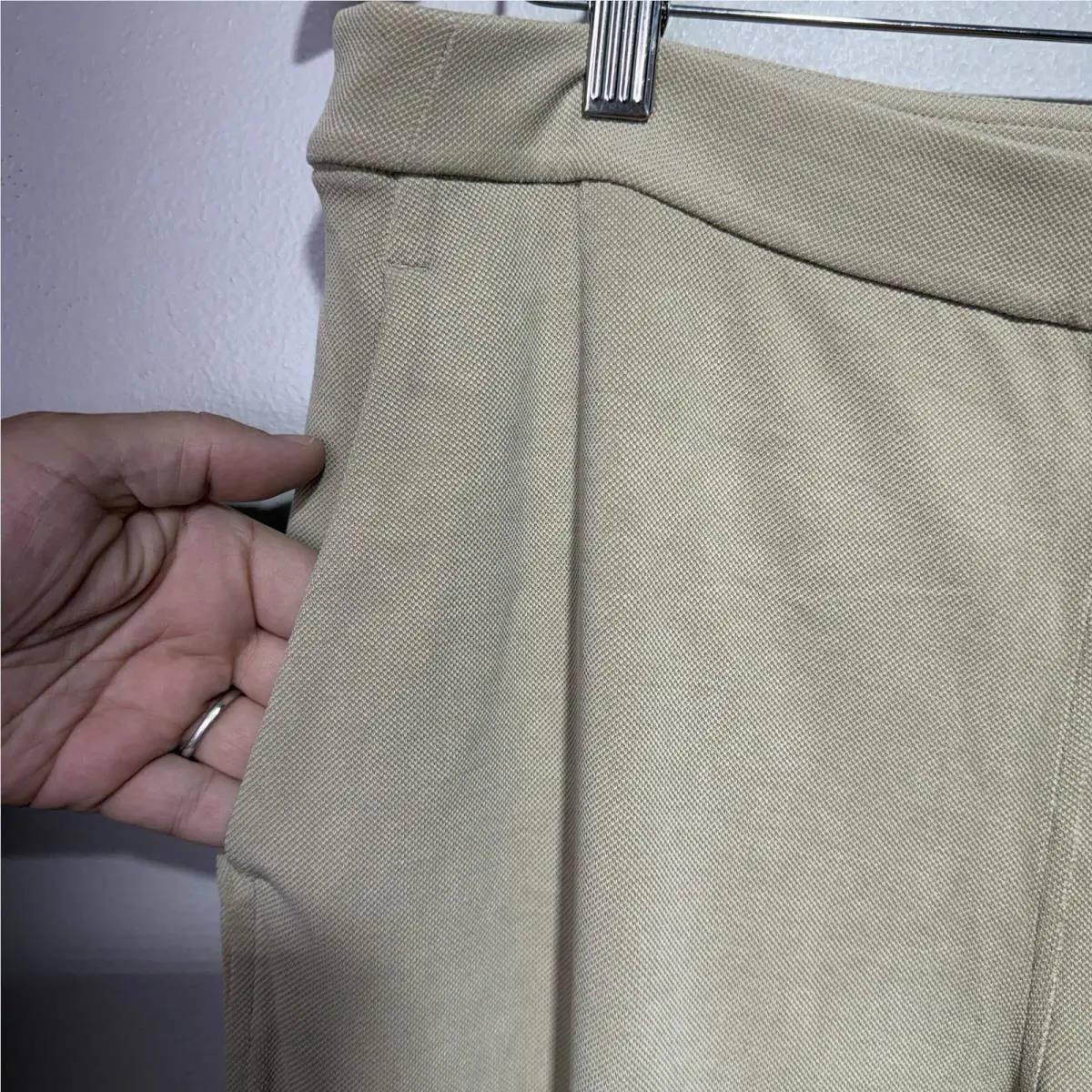 Lululemon clothing - Beige 1