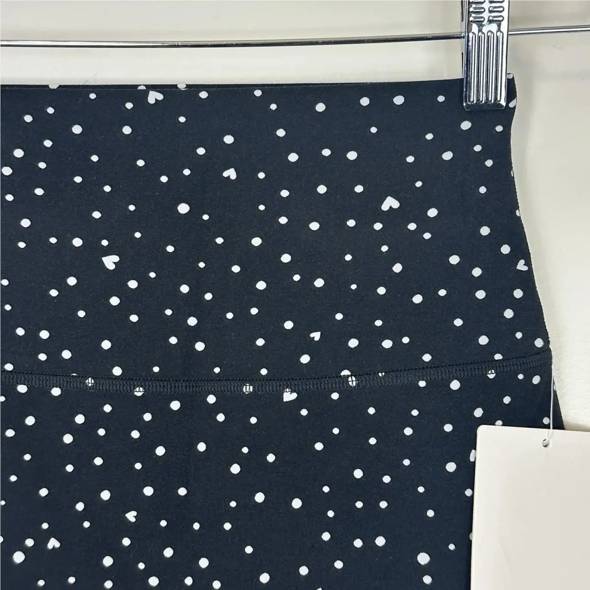 Lululemon clothing - Lululemon Align - Align - heart scatter dot print white black 0