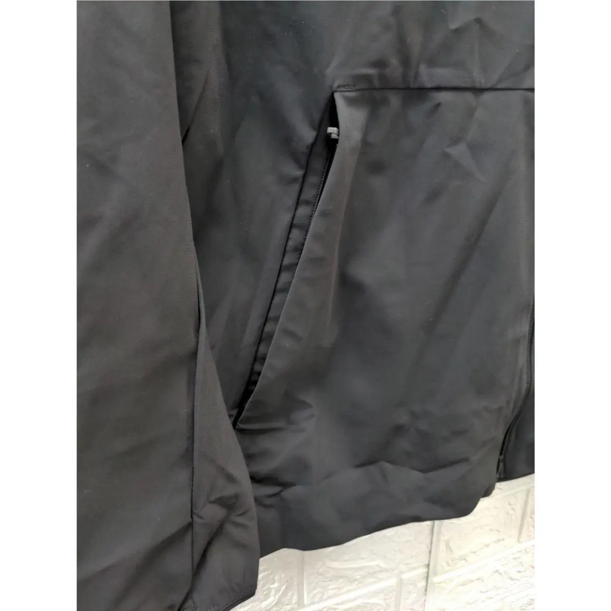 Lululemon clothing - Black 5