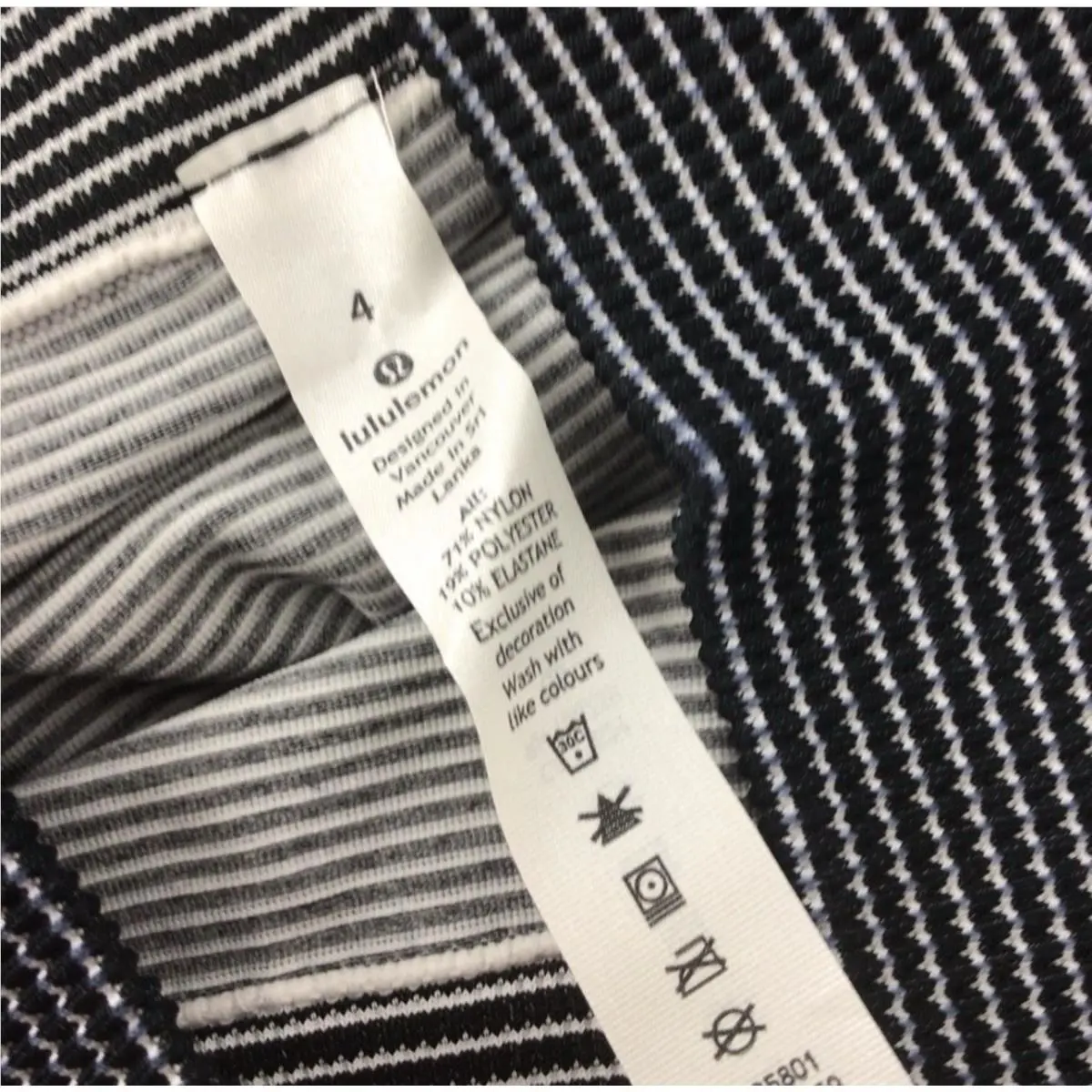 Lululemon clothing - White & Black 1