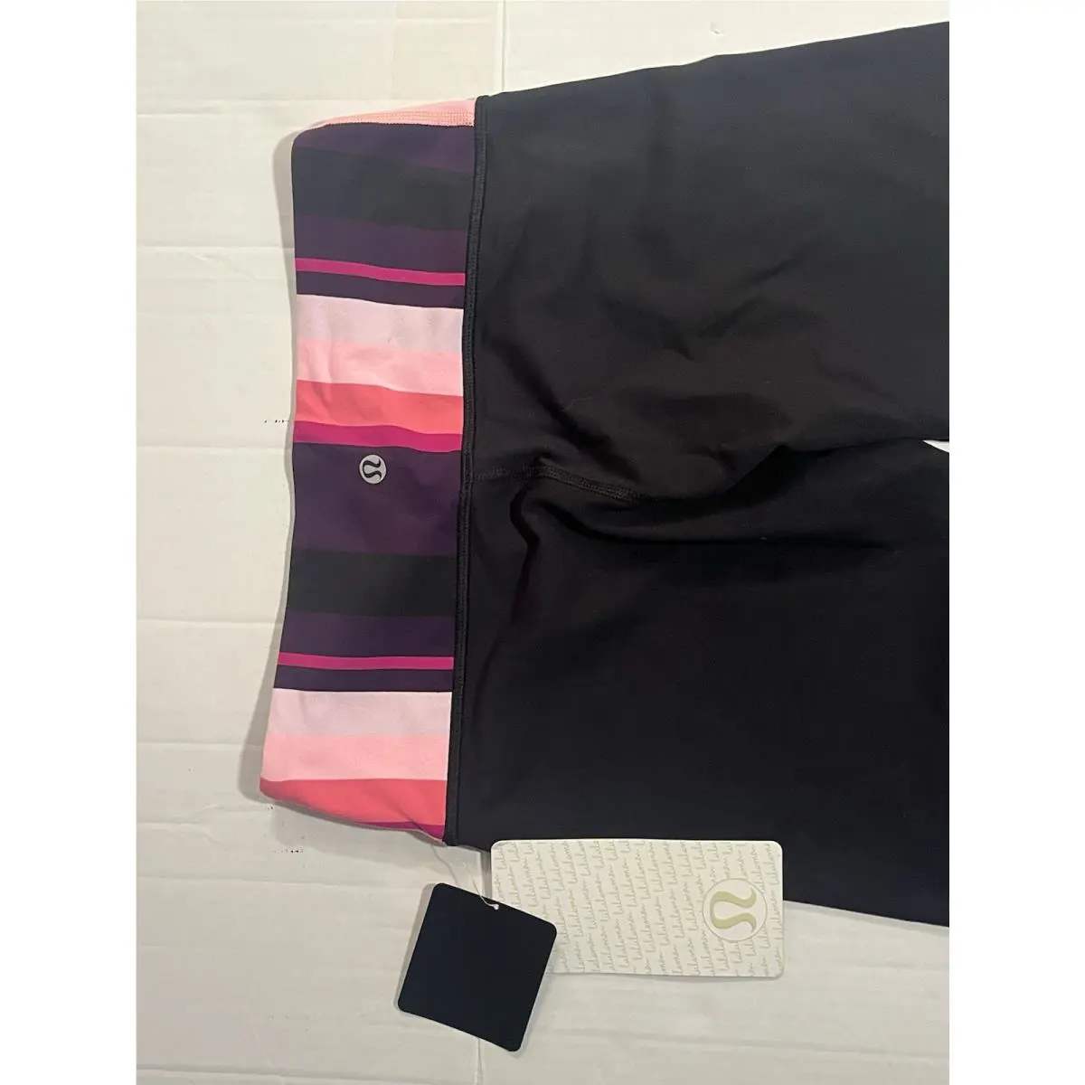 Lululemon clothing - BLACK w/ pink stripe waist band 2