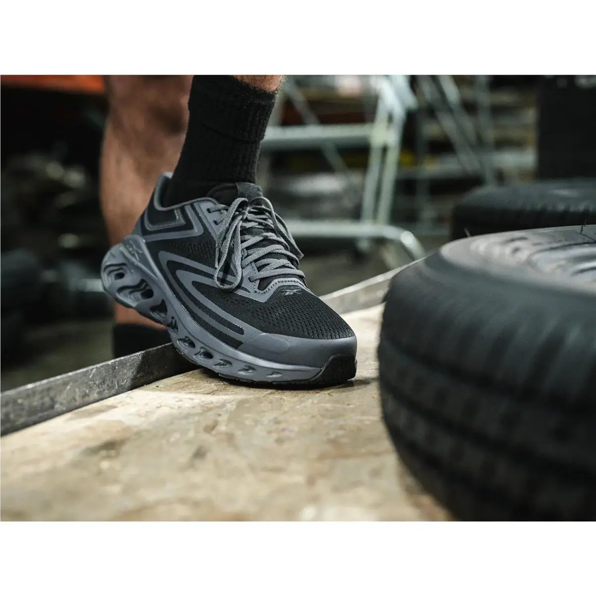 Reebok shoes - Black 4