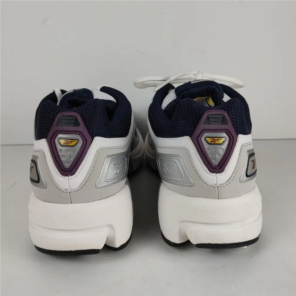 Reebok shoes - White 2
