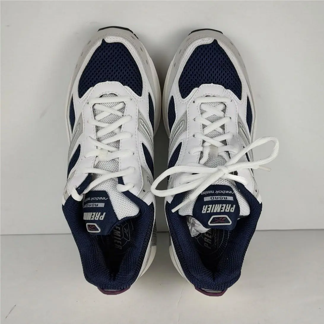Reebok shoes - White 3