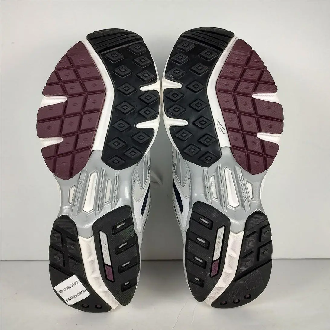 Reebok shoes - White 6