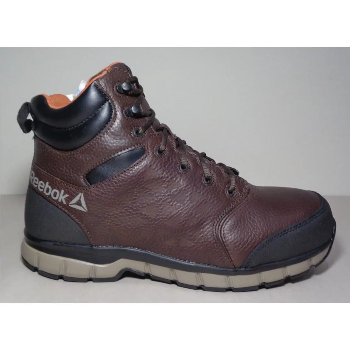 Reebok shoes - Brown (UPC: 690774470958) 0