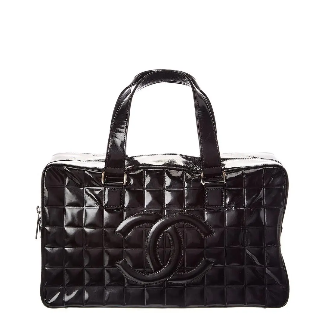 Chanel Black Quilted Patent Leather Chocolate Bar Pre-loved Women`s