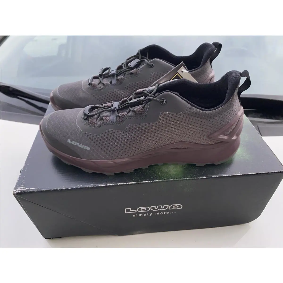 Lowa Merger Gtx Lo Womens Shoes Size 7.5 Rose Black
