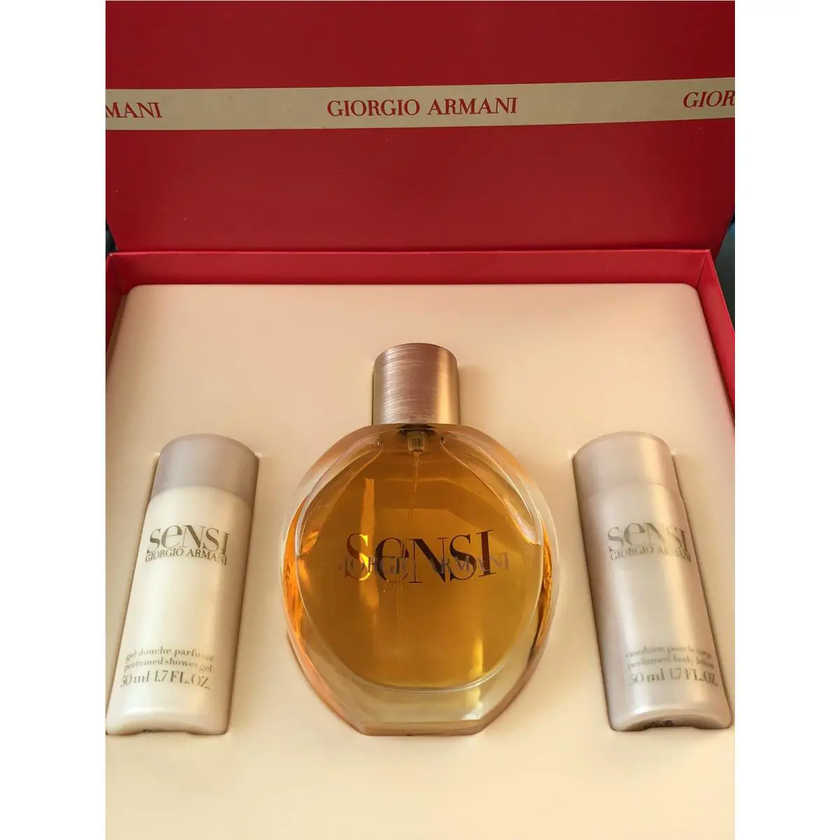 Sensi Giorgio Armani Perfume Edp 2.5 FL oz + Lotion + Gel Rare 3 PC Box Set