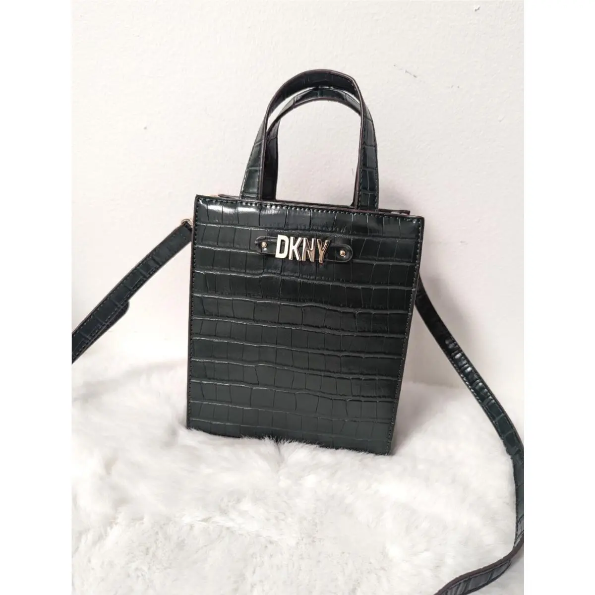 Dkny Dark Green Crocodile Embossed Small Alison Leather Crossbody Tote Purse