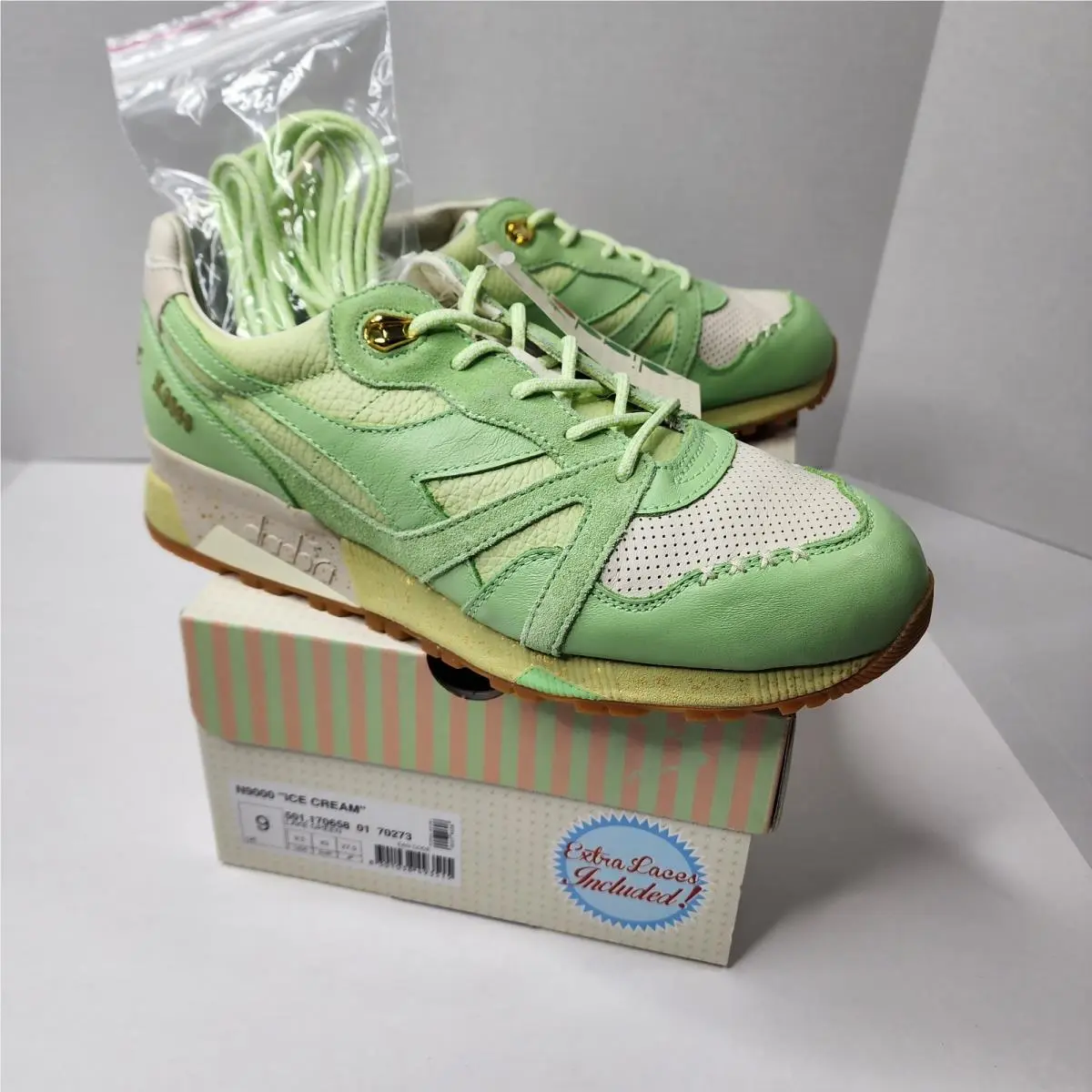 Diadora Men`s N9000 Ice Cream Color Size 9.5 USA/9 UK Lake Green Extra Laces