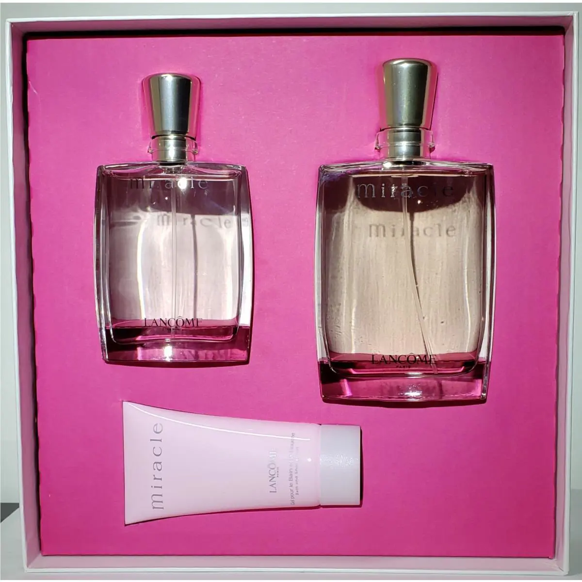 Miracle by Lancome Set L`eau de Parfum Edp Spray Perfume X2 + Shower Gel X1