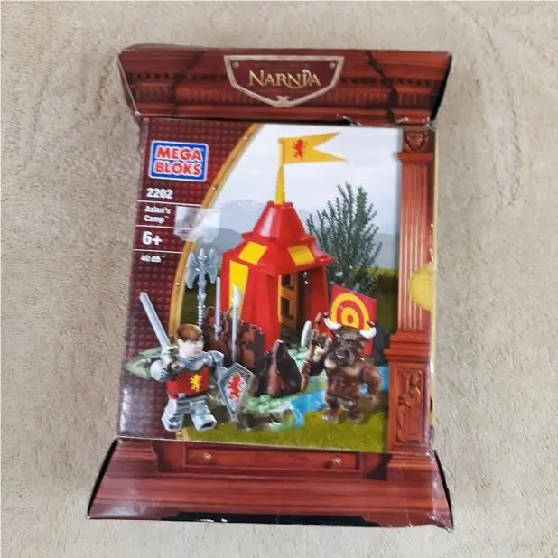 Mega Bloks The Chronicles of Narnia Peter/minotaur Figure 2202 Aslan`s Camp