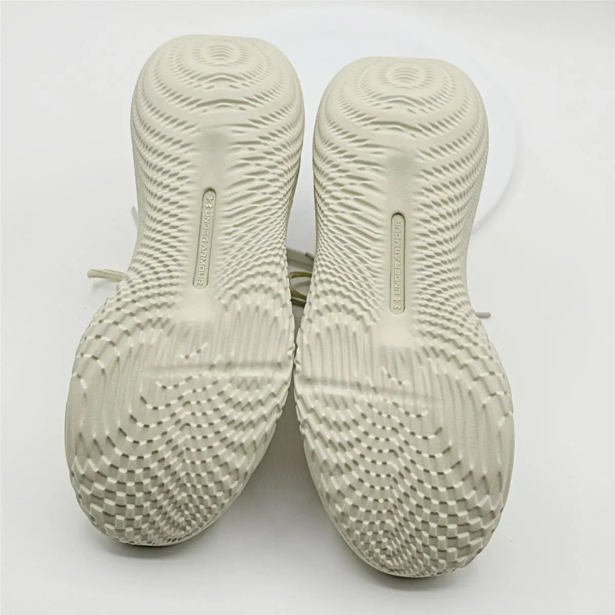 Under Armour shoes - UA W FLOW Breakthru 5 LUX - Beige (UPC: 196886261496) 8