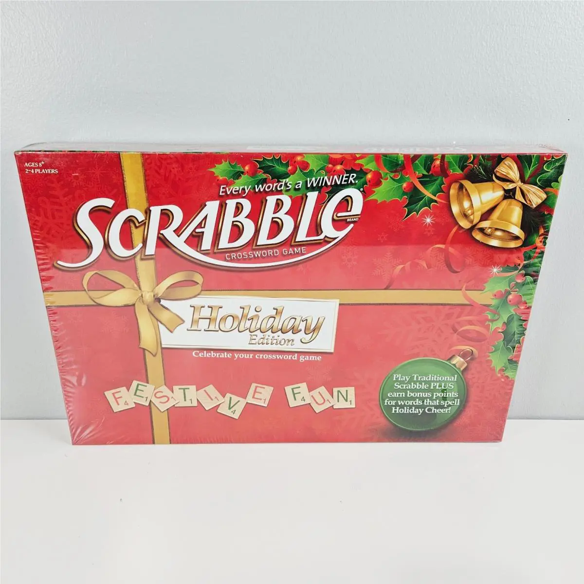 Scrabble Holiday Edition Crossword Game Christmas 2011 Hasbro