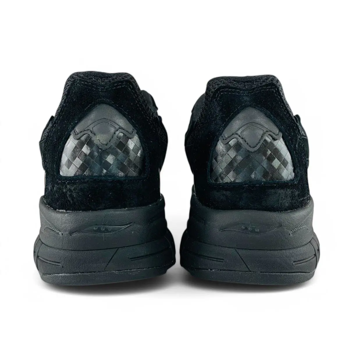 Saucony shoes - Saucony 3D Grid Hurricane - Grid Hurricane - S70791-1 - Black 4
