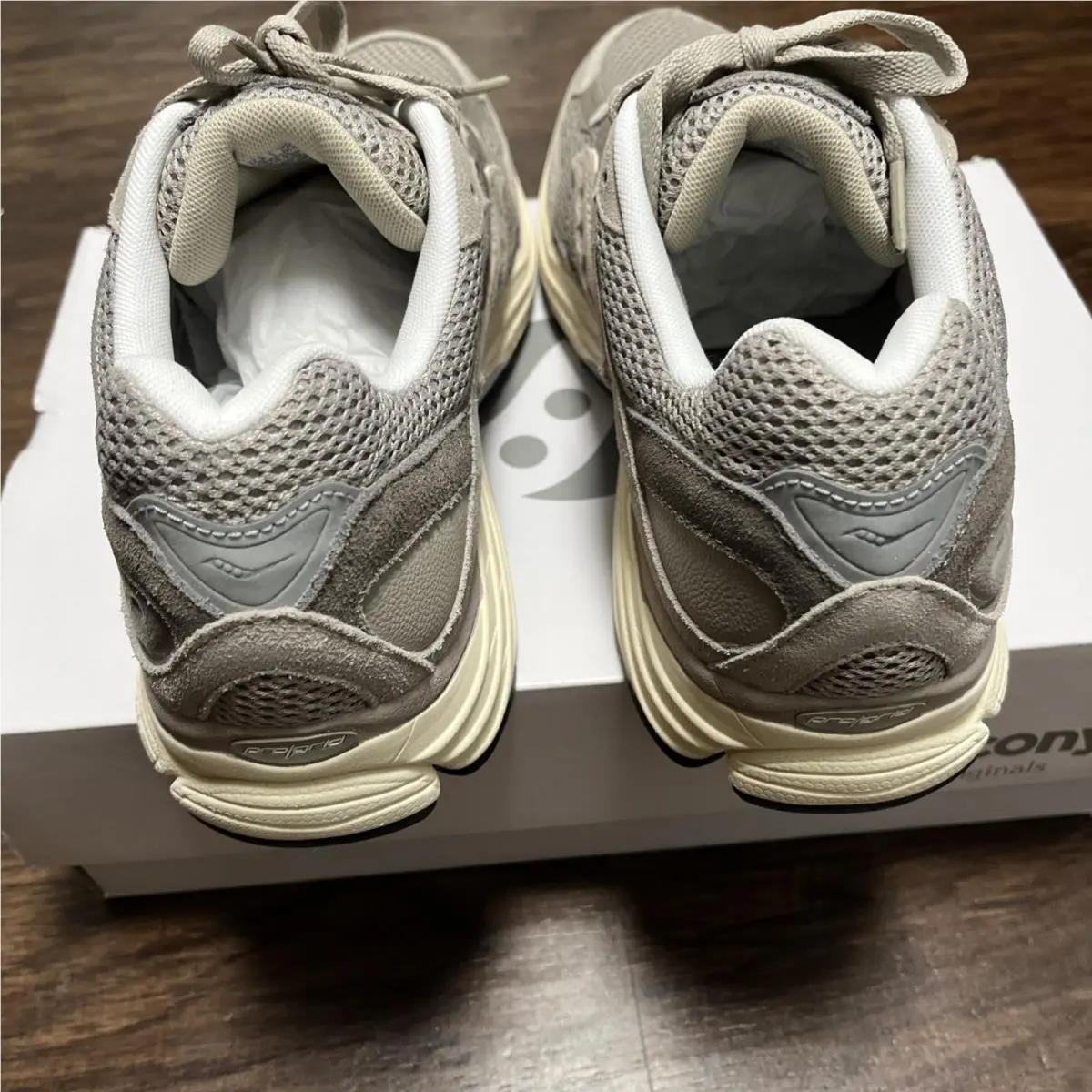 Saucony shoes - Saucony ProGrid Omni 9 Premium - S70740-10 - Gray 3