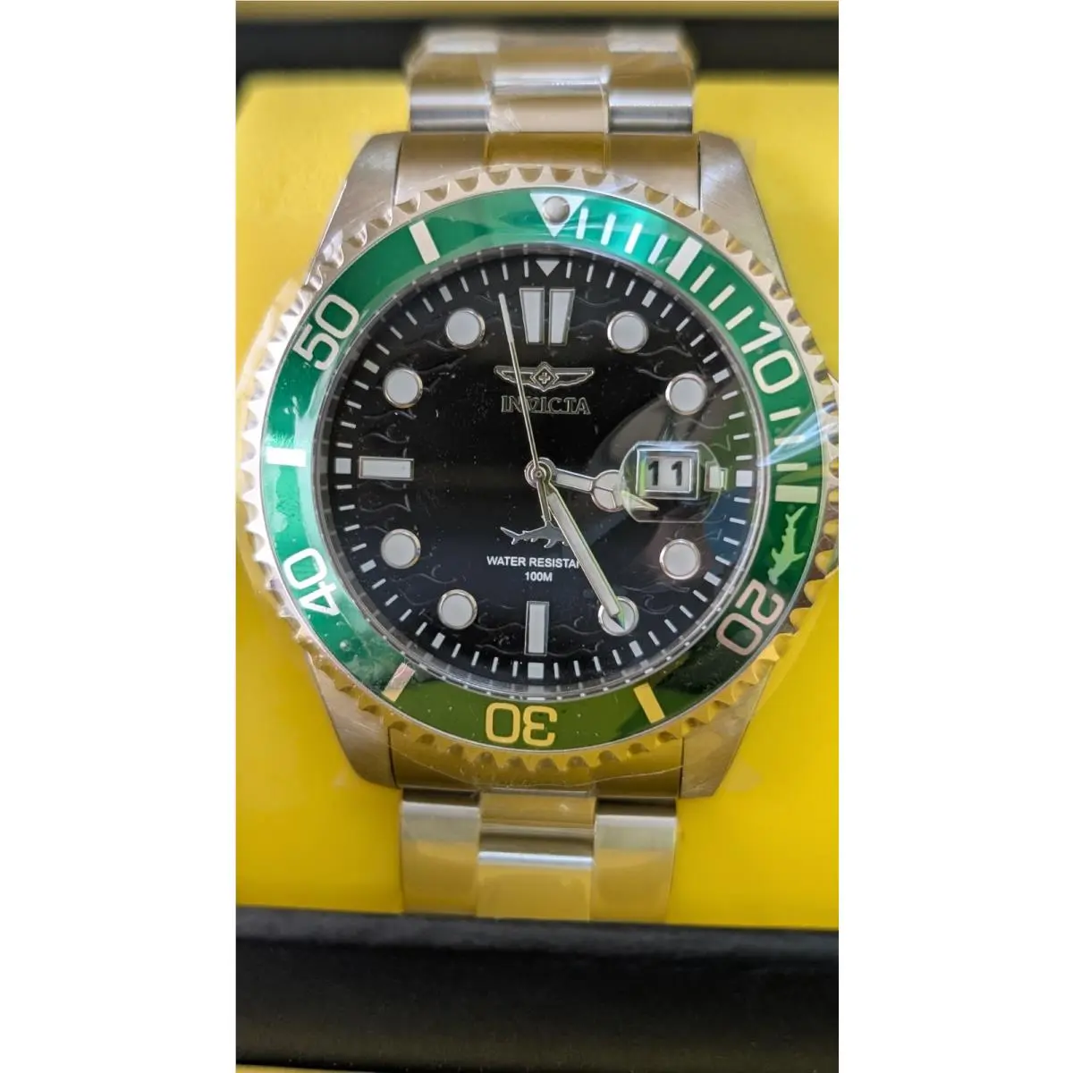 Invicta Pro Diver Selaxis 50943 Men`s Watch Black Dial Green Bezel Quartz