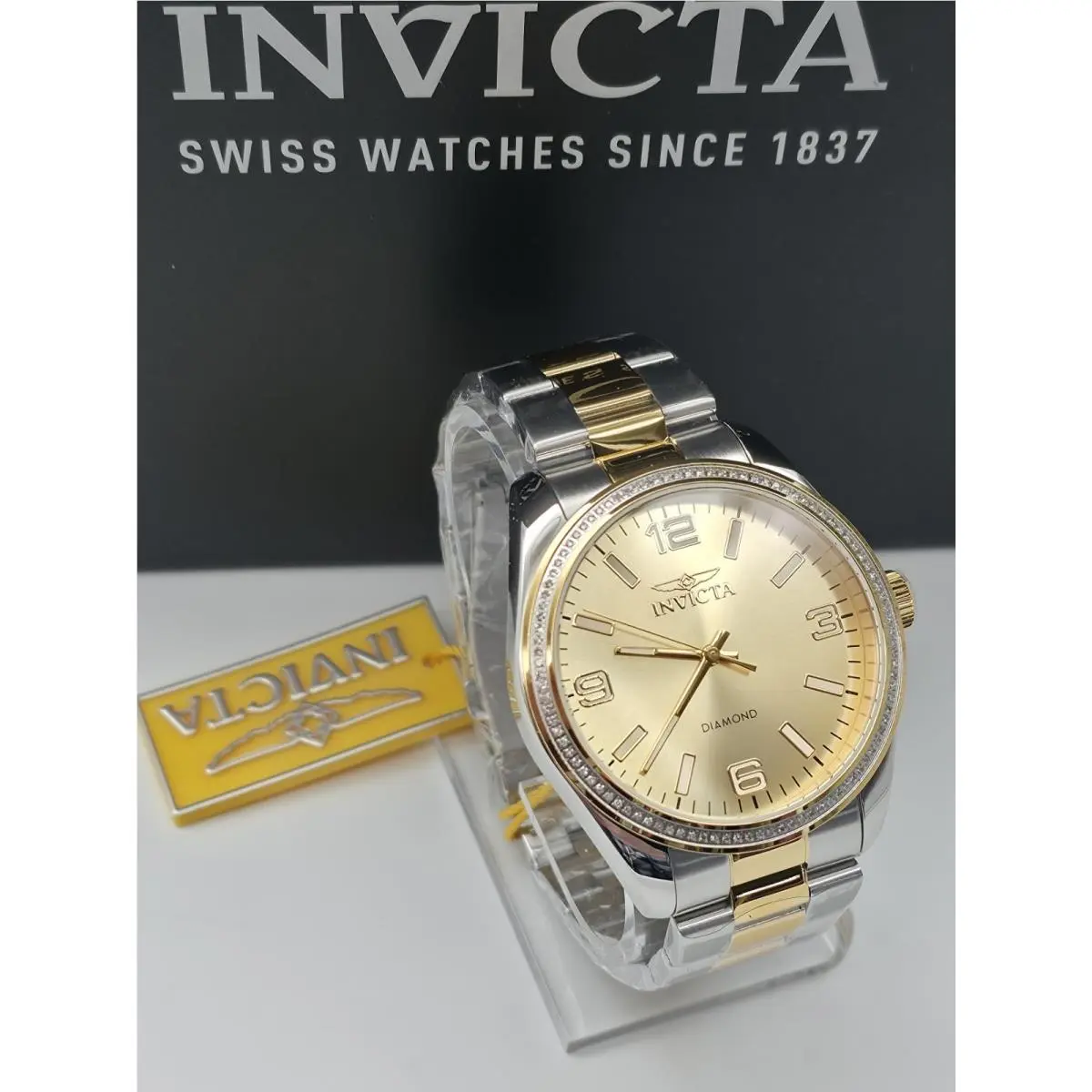 Invicta 0.37 Carat Diamond 43mm Two-tone Men`s Watch 48735