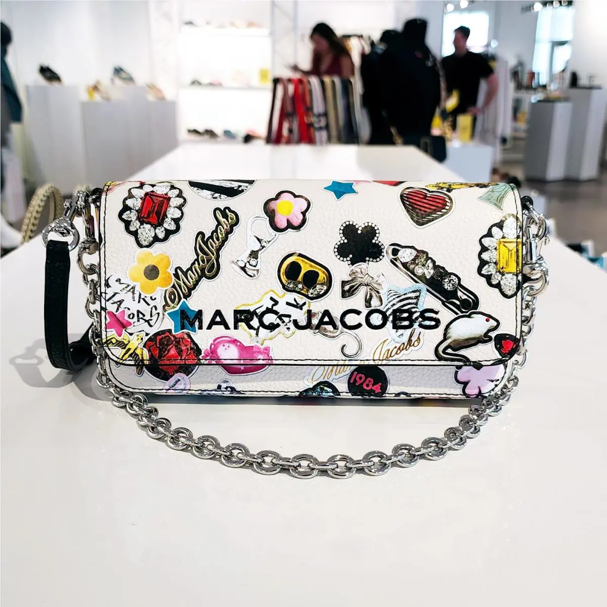 Marc Jacobs Spring Summer Convertible Mini Shoulder Bag Crossbody Clutch 3in1