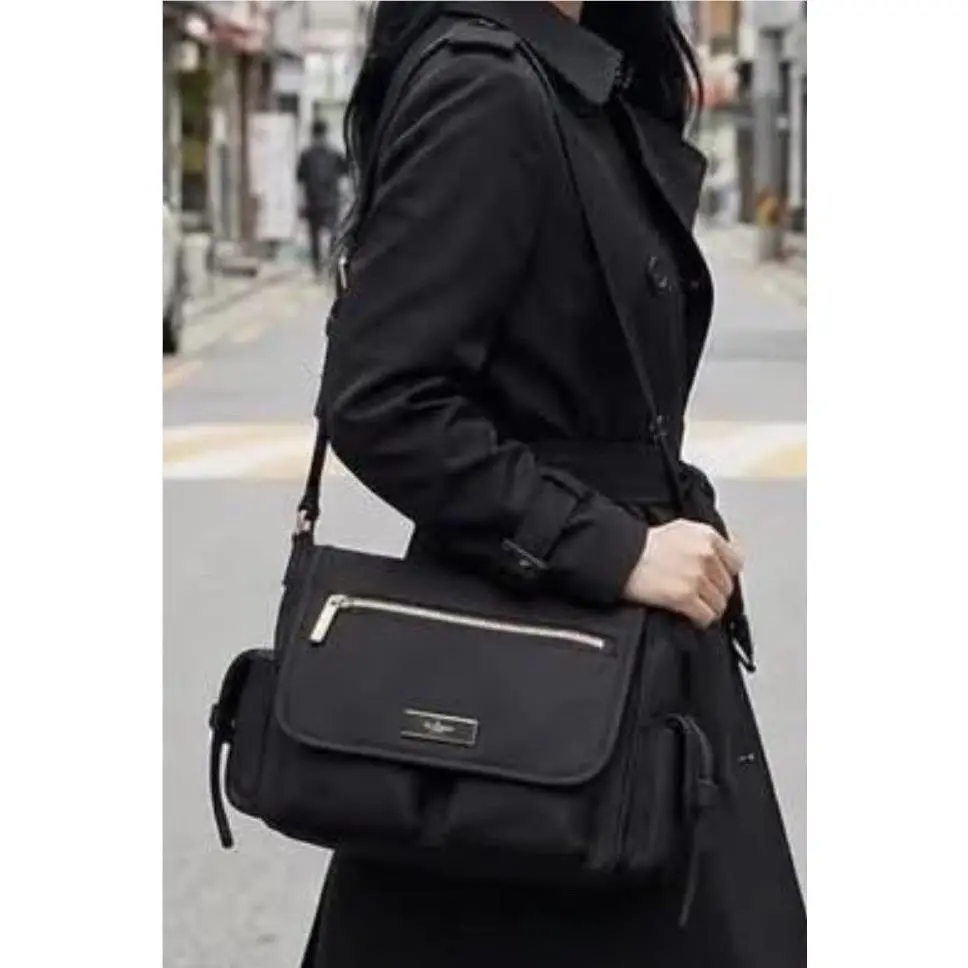 Kate Spade Carter Cargo Messenger Bag with Lots of Pockets in Black