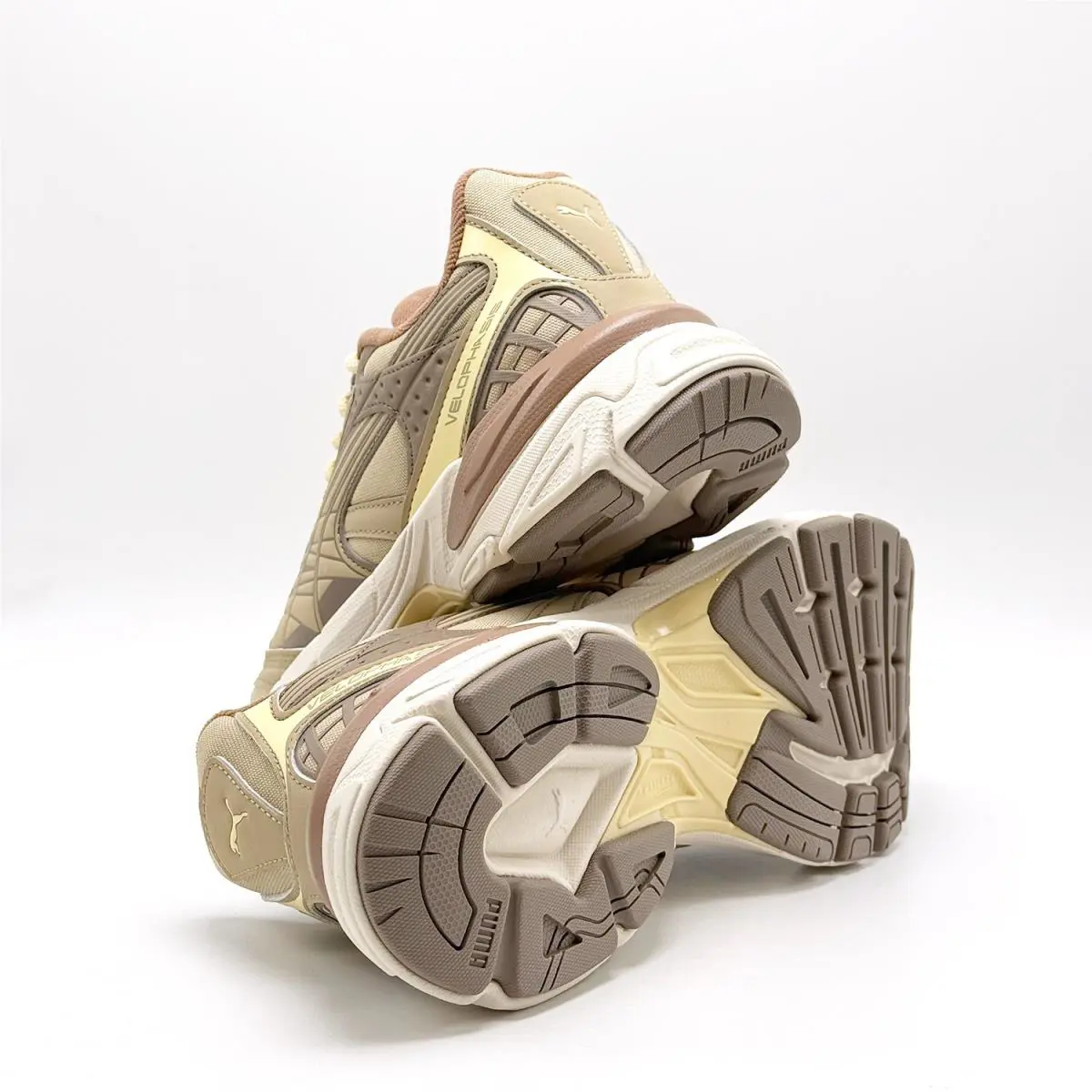 Puma shoes - PUMA Velophasis - Velophasis - 395909-01 - Brown 3