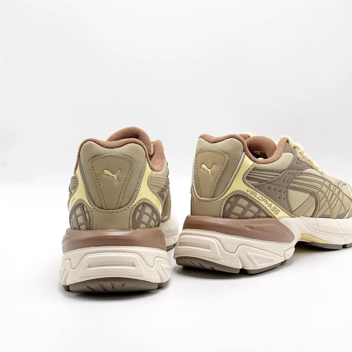Puma shoes - PUMA Velophasis - Velophasis - 395909-01 - Brown 8