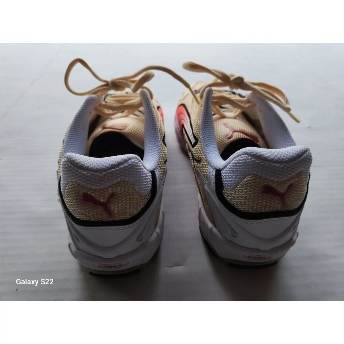 Puma shoes - PUMA Inhale - Inhale - Beige, Red and Black 17