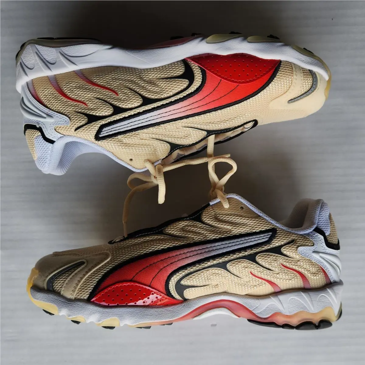 Puma shoes - PUMA Inhale - Inhale - Beige, Red and Black 3