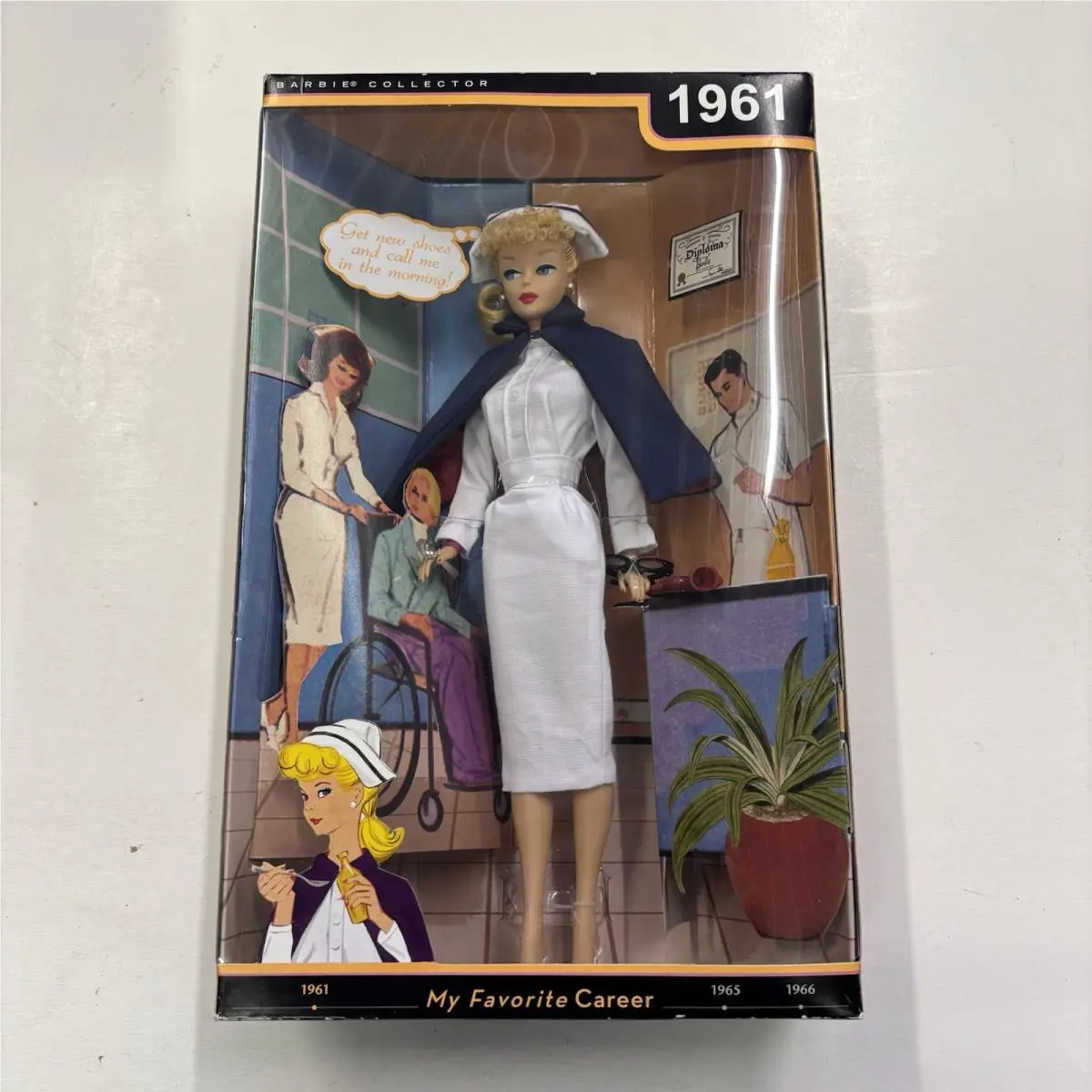 My Favorite Career Registered Nurse Barbie Collector 2009 Mattel Nrfb