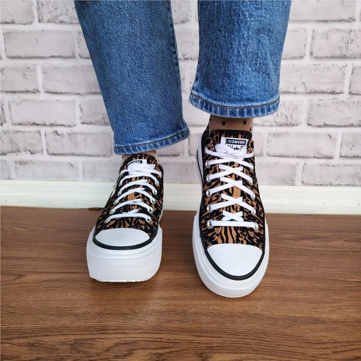 Converse shoes - Chuck Taylor - Chuck Taylor - A16405C - Brown (UPC: 194435827940) 4