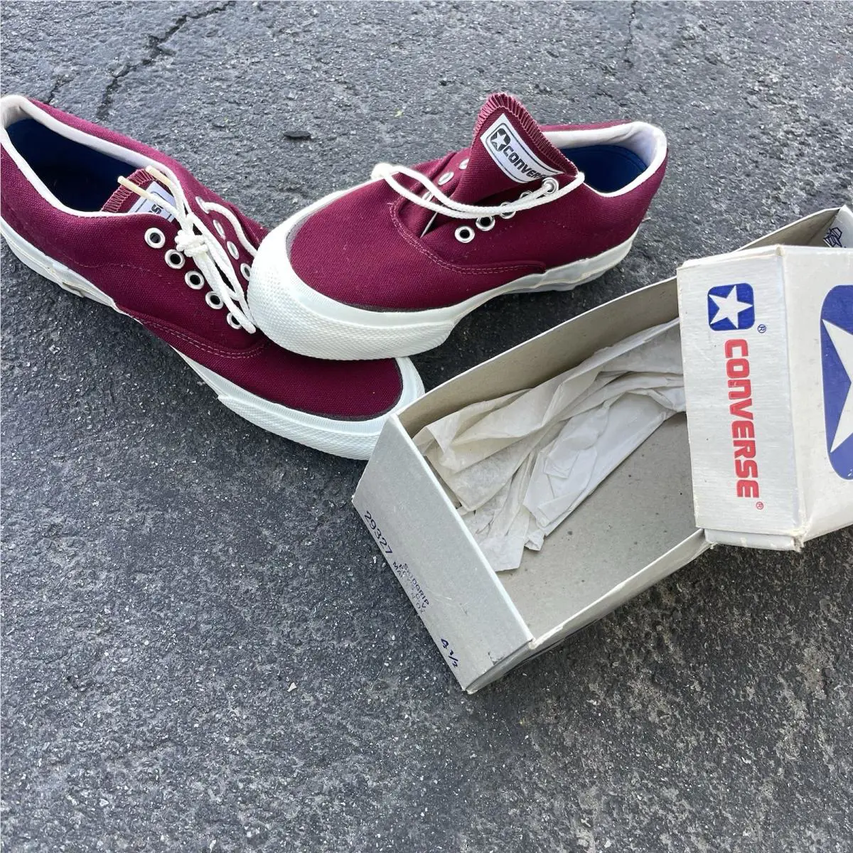 Converse shoes - 80s - 29327 - Maroon 0