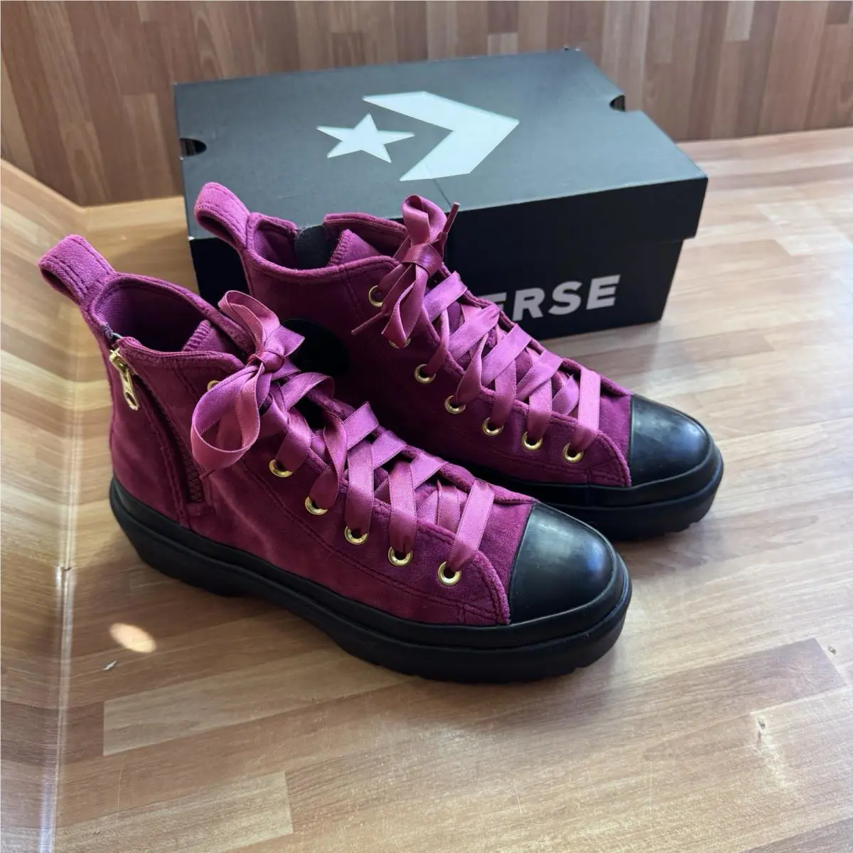 Converse shoes - Converse Chuck Taylor lug lift - Burgundy 1