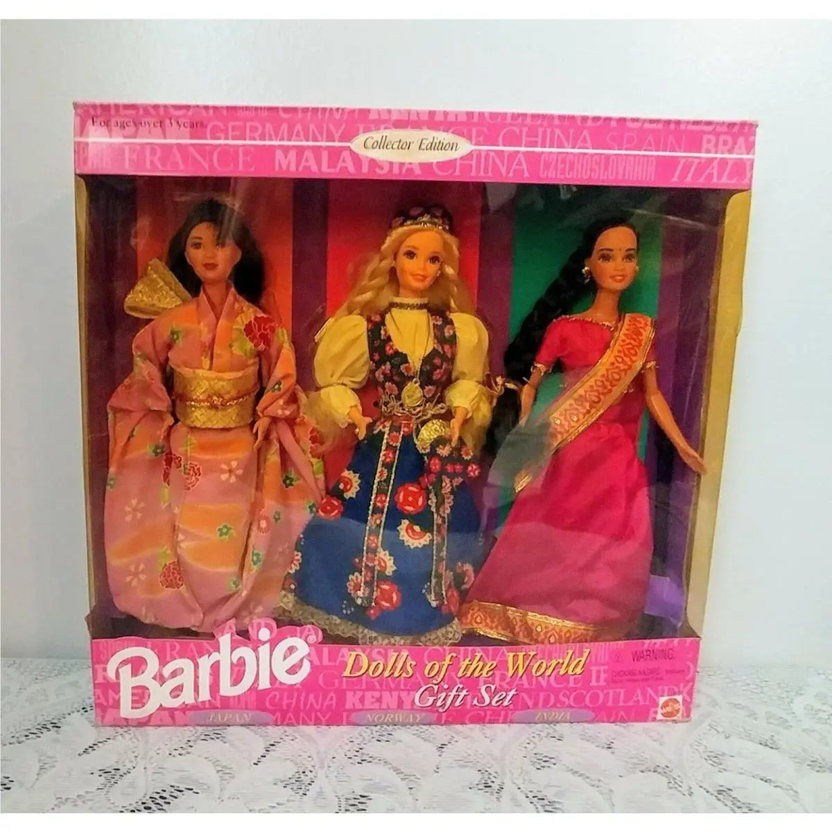 Set Barbie Dolls of The World Gift Set 1995 Collector Edition Japan Norway India