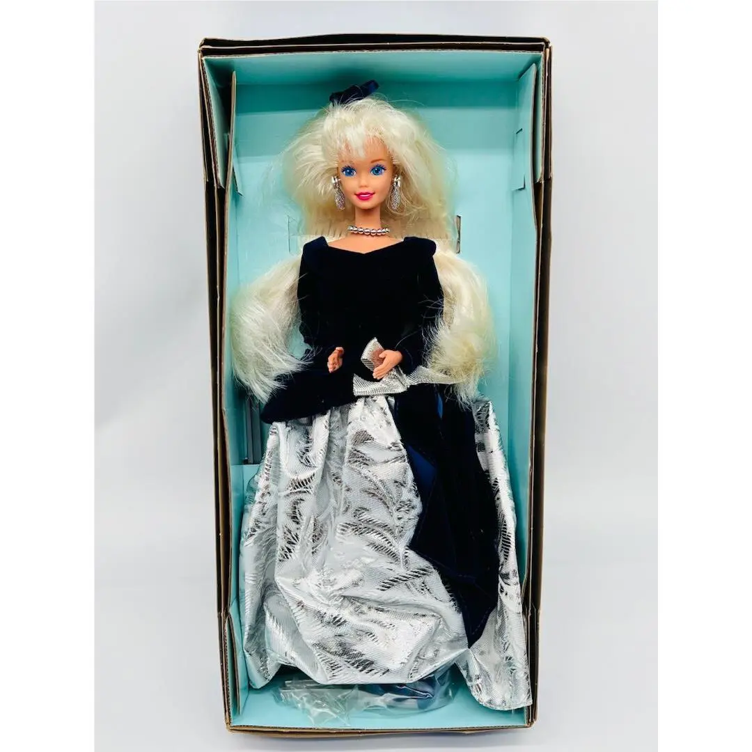 Special Edition Avon Winter Velvet Barbie Doll 1995 Mattel Vintage
