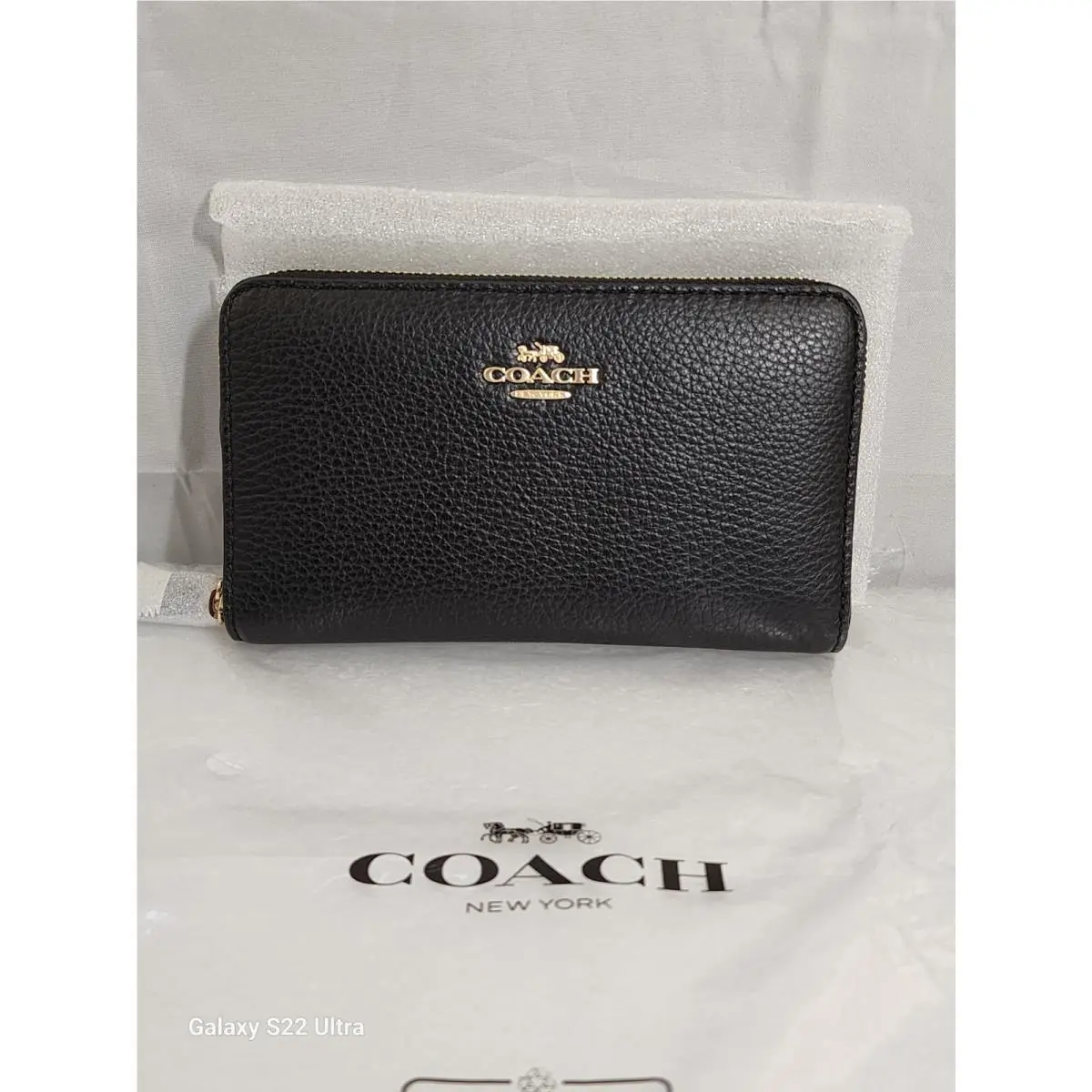 Coach C4124 Medium ID Zip Around Wallet Black Pebble Leather