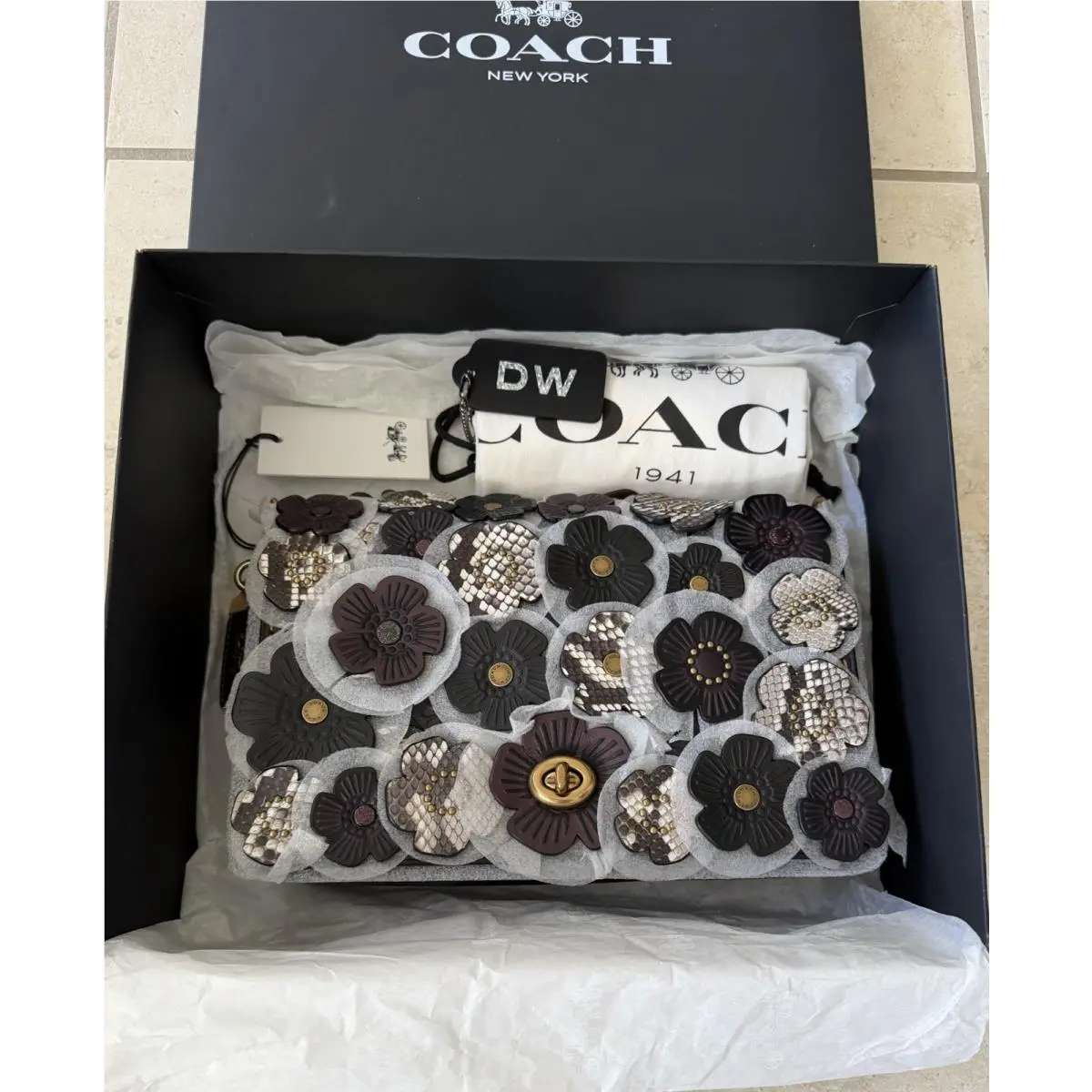 1941 Coach Exotic Snakeskin Tea Rose Applique Dinky 24 Black/multi Gift Box