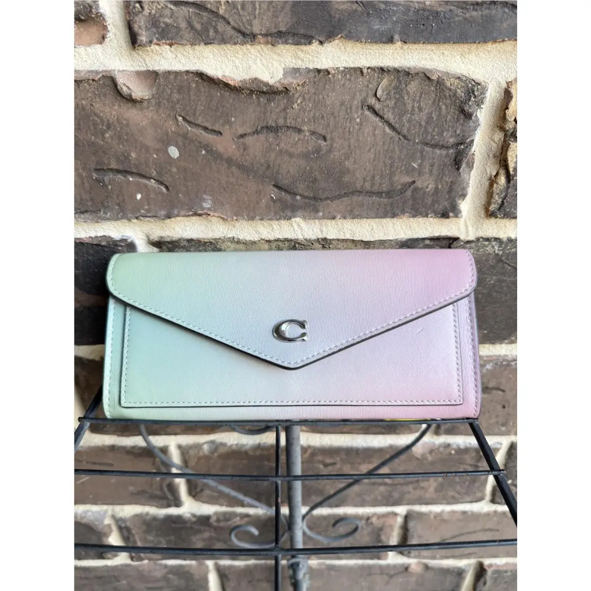 Coach CA262 Wyn Pale Pistachio Multi Ombre Soft Leather Wallet Green