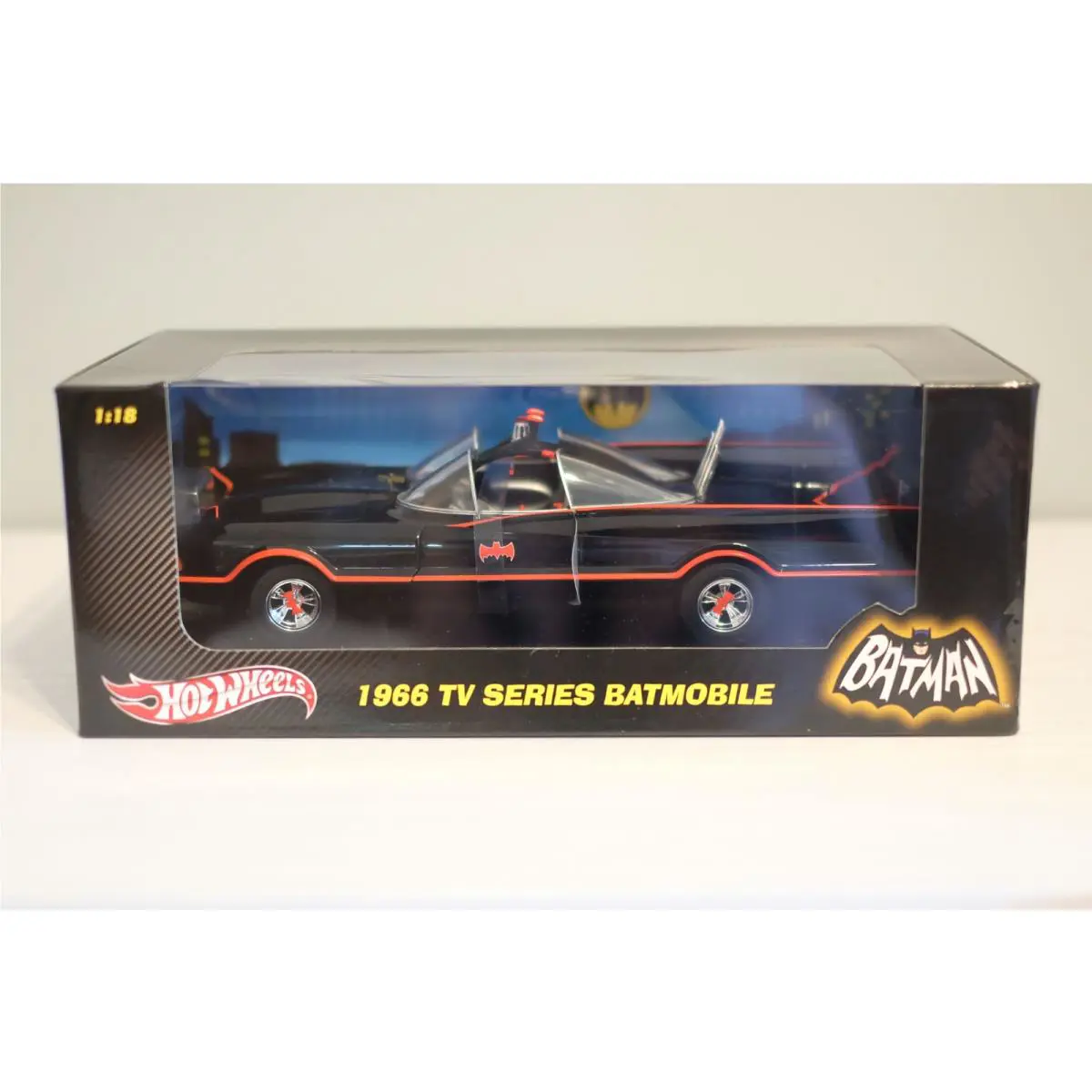 2012 Hot Wheels Batman 1966 TV Series Batmobile Diecast Toy Car 1:18 Box