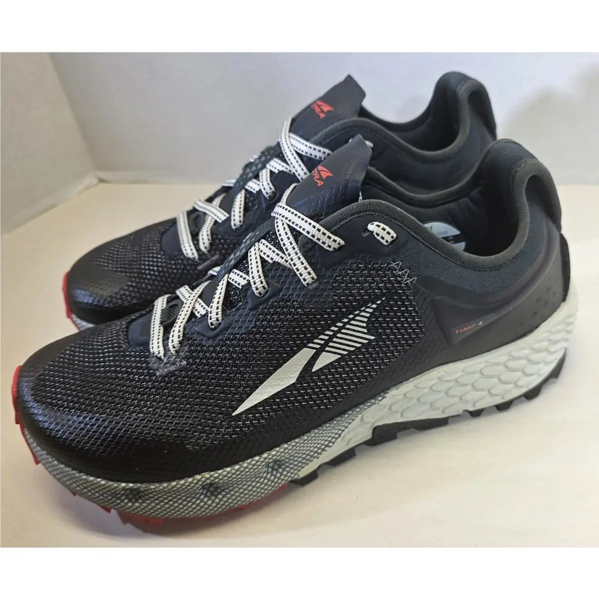 Altra shoes - Altra Timp 4 - Timp - AL0A547J000 - Black/Red Colorway 3