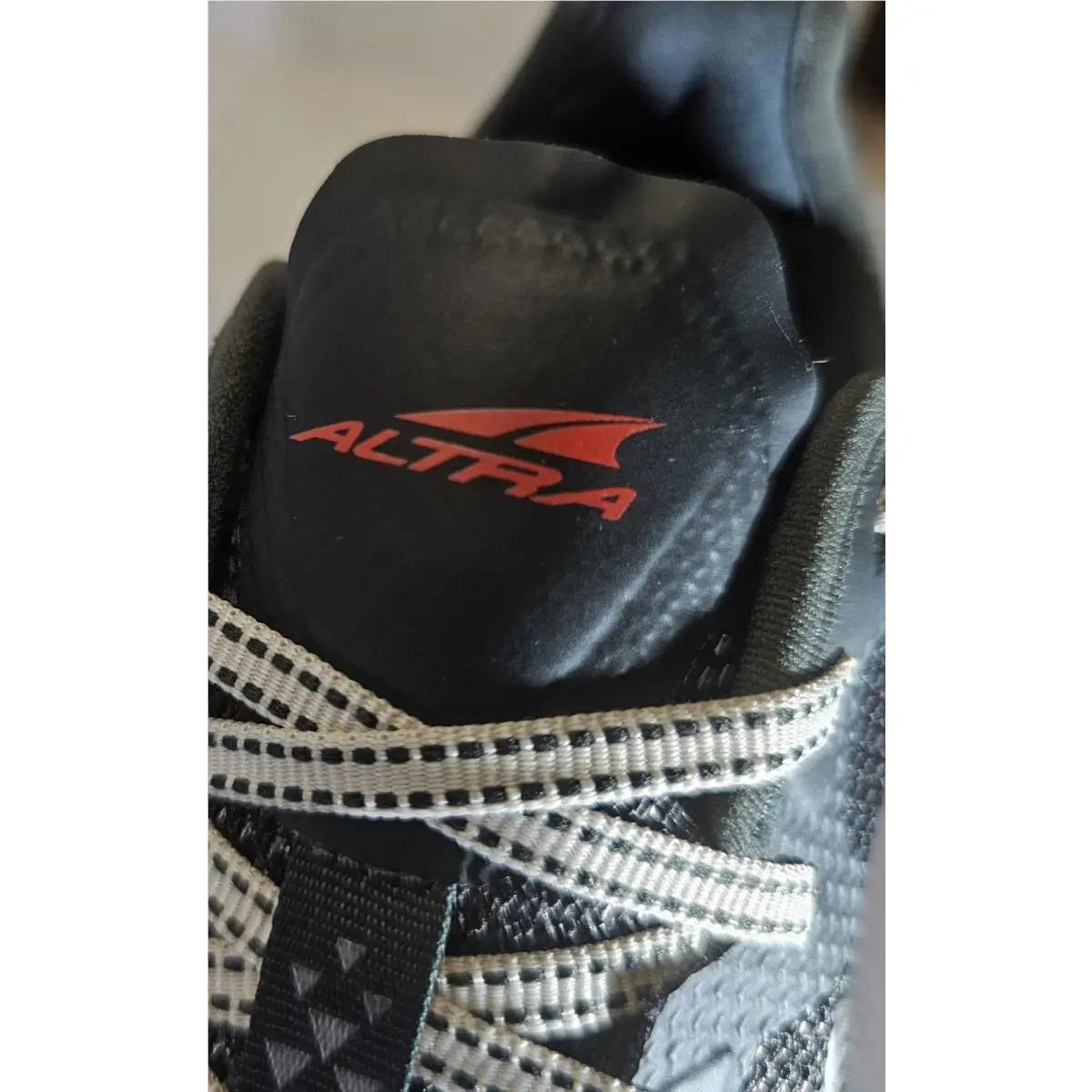 Altra shoes - Altra Timp 4 - Timp - AL0A547J000 - Black/Red Colorway 11