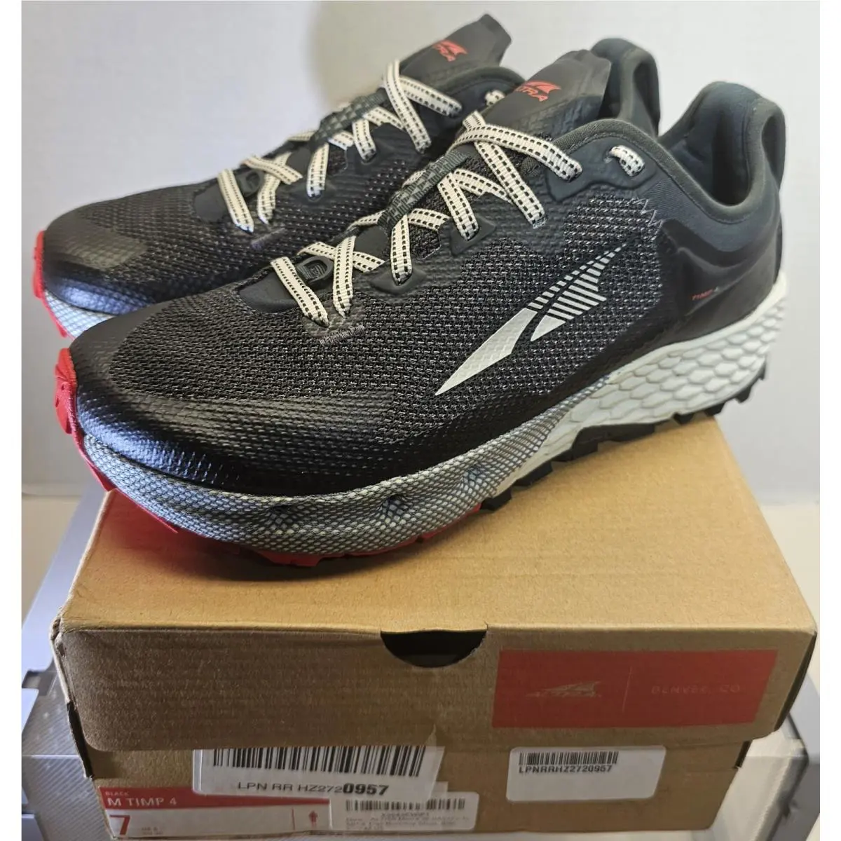 Altra shoes - Altra Timp 4 - Timp - AL0A547J000 - Black/Red Colorway 1
