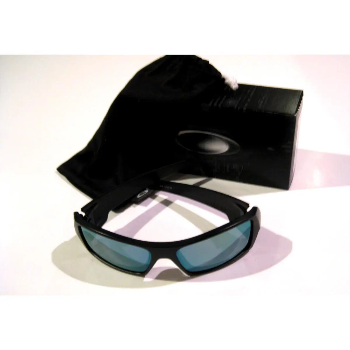 Sunglasses Gascan Matte Black W/emerald Iridium 26-245 by Oakley