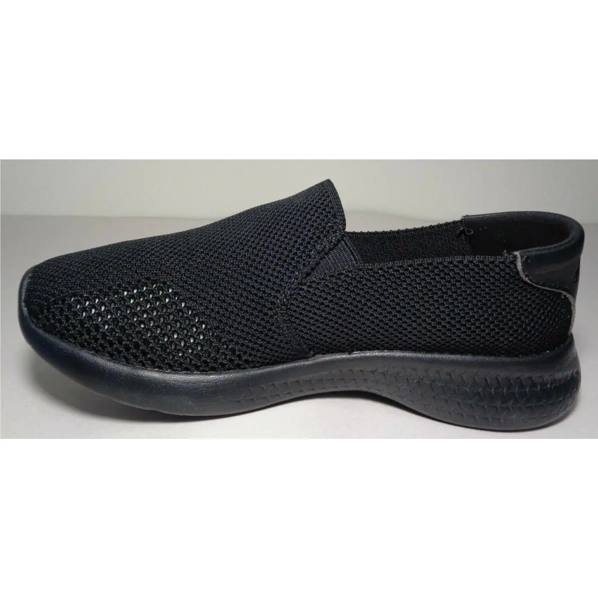 Fila shoes - Black (UPC: 691115000155) 4