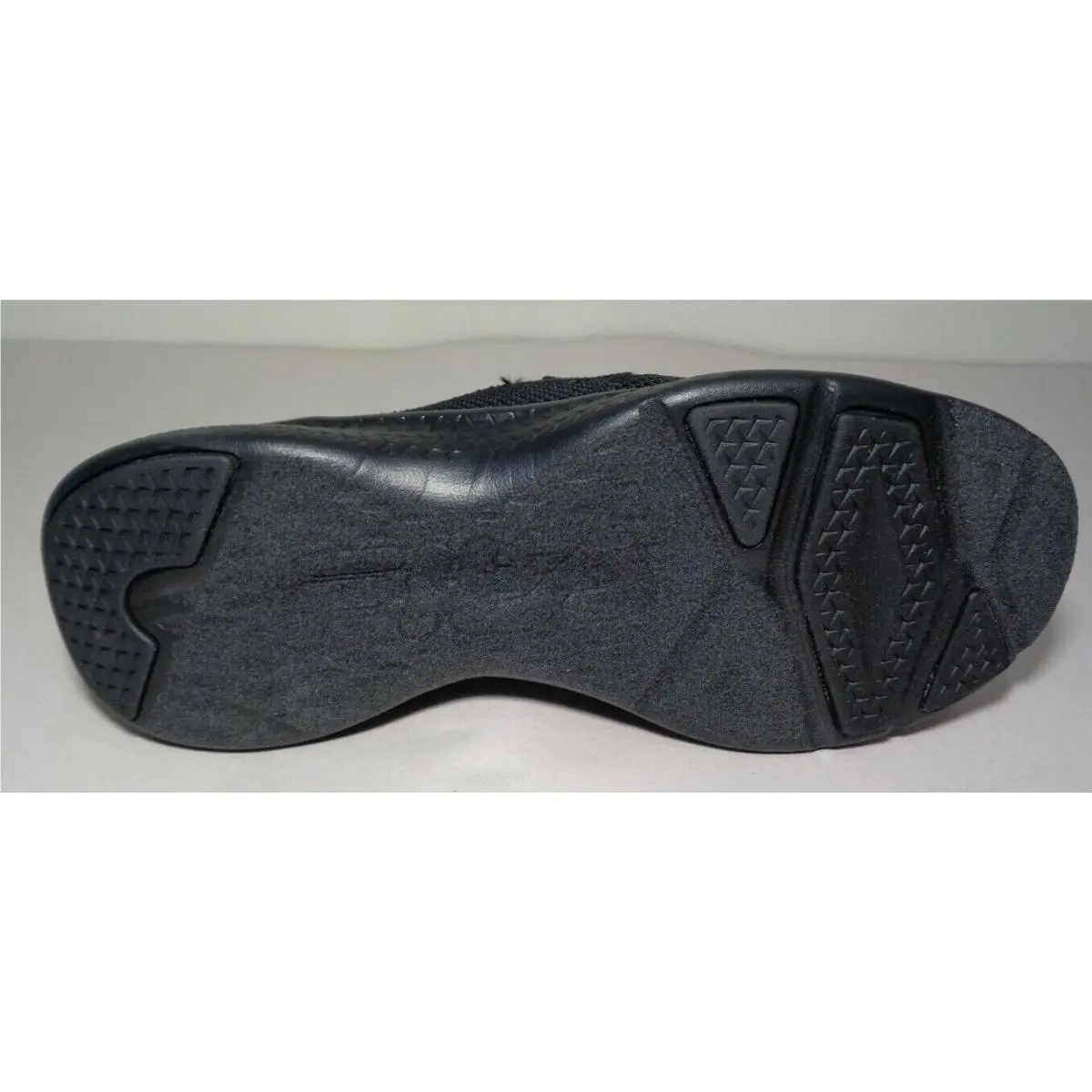 Fila shoes - Black (UPC: 691115000155) 7